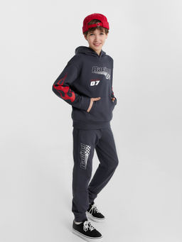 Комплект для мальчиков серый с принтом и надписью Racing