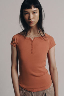 CAMISETA BOTONES CON LINO / Terracota - Zara фото 2
