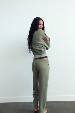 STRAIGHT-LEG PLUSH TROUSERS - Zara фото 19