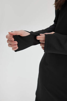 DeFactoFit Длинная футболка с воротником-стойкой и принтом в стиле спортсмен с длинными рукавами  фото 6