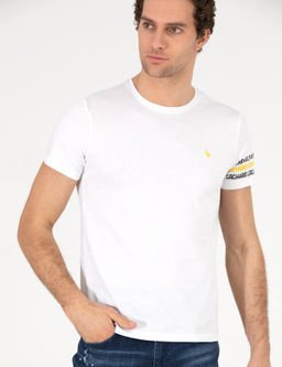 Beyaz Bisiklet Yaka Slim Fit T-Shirt