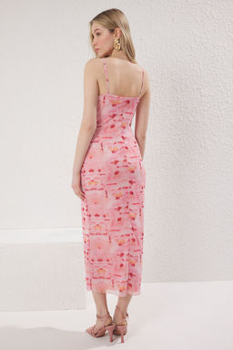 TRENDYOLMILLA Pembe Soyut Bask?l? Tul Buzgu / Drape Maxi Orme Elbise TWOSS25EL00168  фото 4