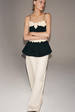 TOP ENCAJE CONTRASTE ZW COLLECTION / Blanco / Negro - Zara фото 5