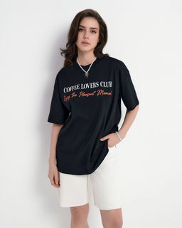 CONTE Удлиненная oversize-футболка из хлопка с рисунком Alter ego LD 2702 black-alter ego