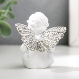 Цена за 2 шт. Фигурка полистоун «Белоснежный ангел с хрустальным сердцем», 5.5×4.7×3.5 см, МИКС