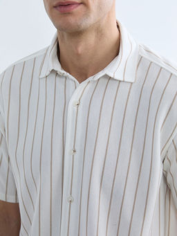 Regular Fit ?izgili Erkek G?mlek