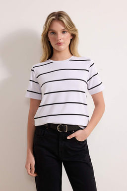 Ekru Cizgili Regular/Normal Kal?p K?sa Kollu Tok %100 Pamuk Orme T-Shirt TWOSS26TS00049