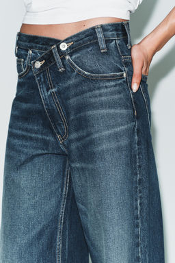 TRF WIDE-LEG CROSSED WAIST HIGH-WAIST JEANS - Zara фото 15