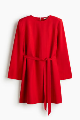 Vestido con cintur?n de anudar
