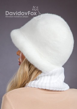 Шапка Шляпка экомех капор белый