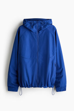 Chaqueta cortavientos con capucha