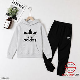 Спортивный детский костюм