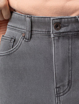 D54.076 Джинсы женские серый