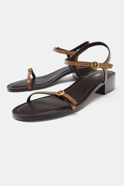 SANDALIA TAC?N ANCHO / Marr?n - Zara фото 3