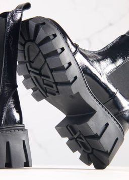 Челси 370.чанкиbl. Черный наплак/Мех