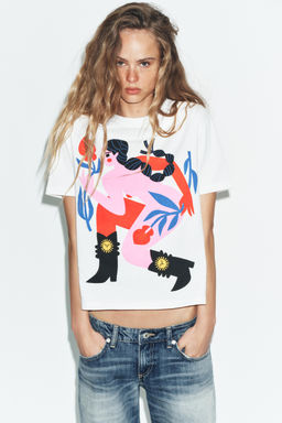 CAMISETA MANGA CORTA ESTAMPADO AGUSTINA SHUAN / Blanco