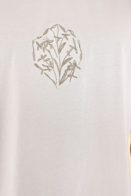 TRENDYOL MAN Unisex Ekru Crop/K?sa Kal?p Cicek Nak?sl? %100 Pamuk T-Shirt TMNSS25TS00098 - Trendyolmilla фото 4