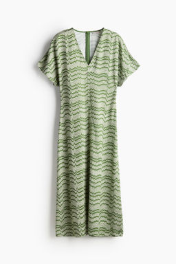 Vestido con escote en V