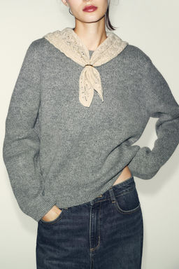 JUMPER WITH CONTRAST HANDKERCHIEF - Zara фото 8