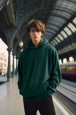 Yesil Oversize/Genis Kesim Kapusonlu Ici Polar/S?cak Tutan Sweatshirt TMNAW23SW00195