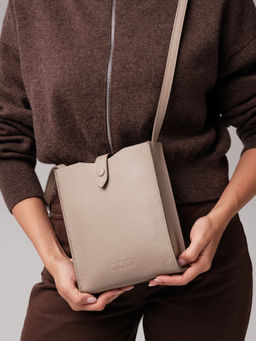 Кожаная сумка кросс-боди Leya DBR 30919 бежевый латте