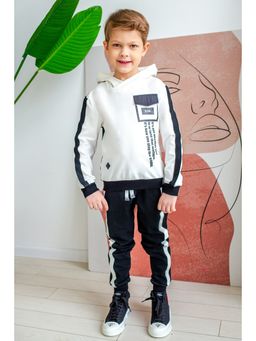 Костюм спортивный