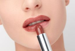 ARTDECO Помада для губ увлажняющая PERFECT COLOR LIPSTICK тон 842, 4 г  фото 2