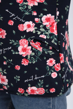 Кофта женская из футера 2-н Анфиса цветы на синем