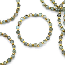 Кольцо на резинке с апатитом шарик 2мм Радуга камня