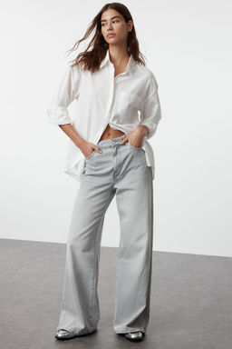 Ekru Yakada Serit Tas Detayl? Oversize / Genis Kal?p Dokuma Gomlek TWOAW25GO00026