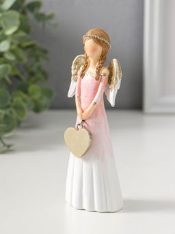 Сувенир полистоун "Девушка-ангел в светло-розовом платье с золотым сердцем" 14,5 см