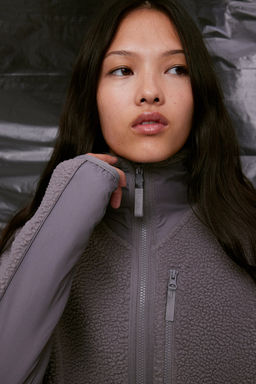 Chaqueta de deporte en borreguito - H&m фото 2