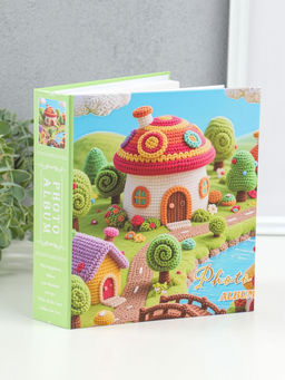 Фотоальбом на 100 фото 13×18 см «Вязаный домик», в коробке, 5×18×20.5 см