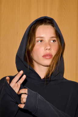 SUDADERA CAPUCHA EFECTO LAVADO / Azul - Zara фото 3