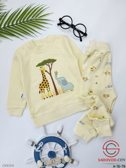 Костюм для детей с рисунком