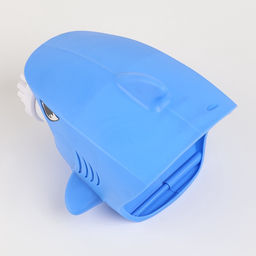 Генератор мыльных пузырей Акула, 16 ? 19 ? 13 см - Funny toys фото 9