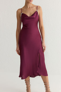 TRENDYOLMILLA Siyah Tas Fiyonk Detayl? Degaje Yaka Saten Dokuma Elbise TPRSS25EL00061  фото 4