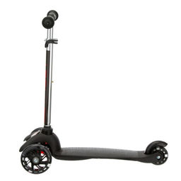 Самокат трехколесный