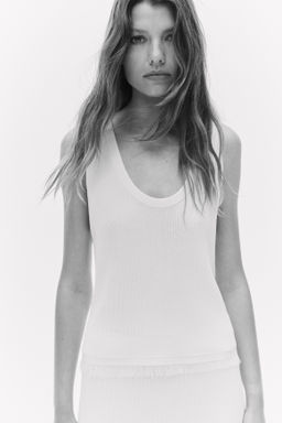 Top con ribete desflecado - H&m фото 2