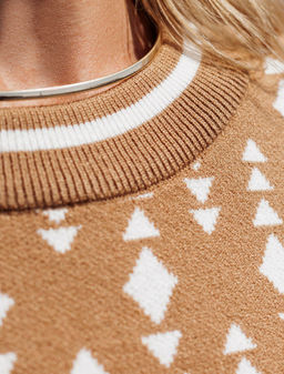 D32.111 Платье вязаное женское бежевый-белый