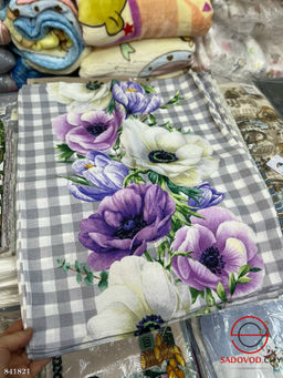 Льняное полотенце с рисунком