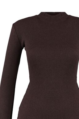 Kahverengi Vucuda Oturan Y?rtmacl? Bisiklet Yaka Midi Fitilli Esnek Orme Elbise TWOAW21EL0135