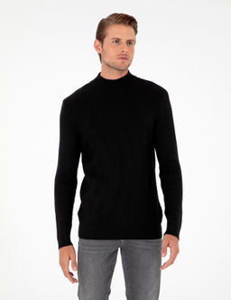 Siyah Slim Fit Yar_m Bal_k__ Yaka Y_n Kar___ml_ Triko Kazak