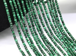 Бусины малахит натуральный кубик 2мм граненый, 39см, 165 бусин Радуга камня