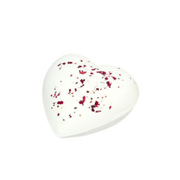 Бомбочка для ванны «Сердце» с сухоцветами розы, 120 г