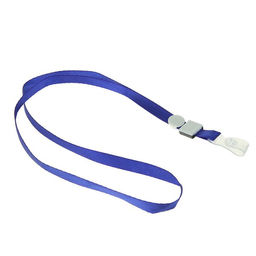 Цена за 100 шт. Лента для бейджа, ширина 10 мм, длина 80 см, плотная, с бегунком и с силиконовым зажимом, синяя