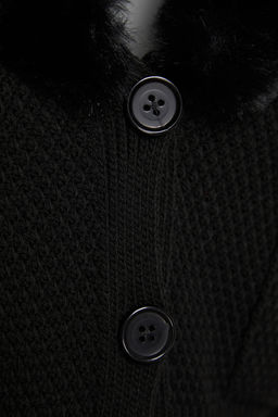 TRENDYOLMILLA Antrasit Crop Kurk Detayl? Triko H?rka TWOAW24HI00029  фото 7