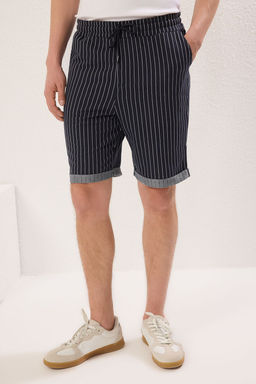 TRENDYOL MAN Siyah Regular Orta Boy/Normal Kesim Cizgili Sort TMNSS20SR0200 - Trendyolmilla фото 3