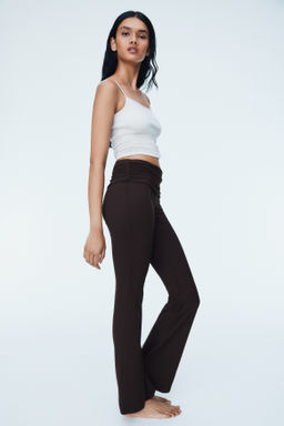 Pantal?n de yoga fruncido en microfibra - H&m фото 3