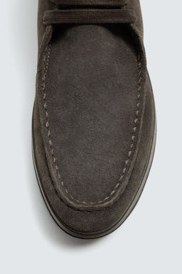 LEATHER MOC TOE SHOES